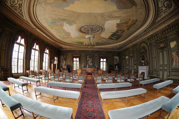 Photo de la salle des mariages à Courbevoie