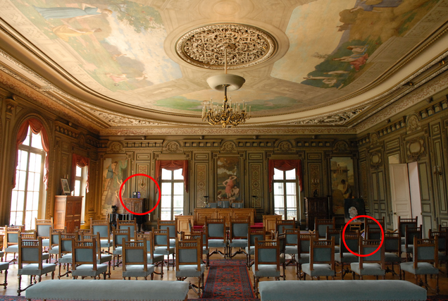 Chasse aux œufs à Courbevoie - réponse salle des mariages